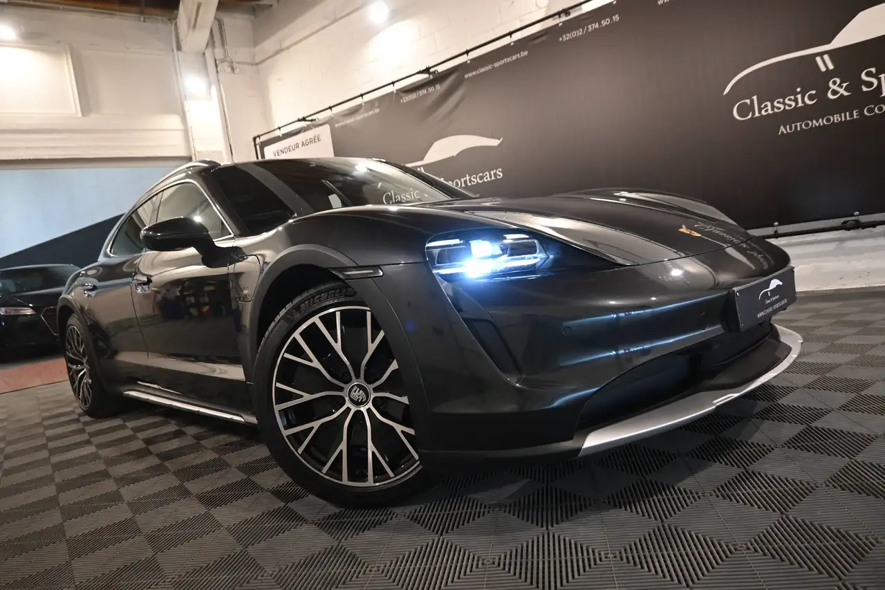 Porsche Taycan - 2