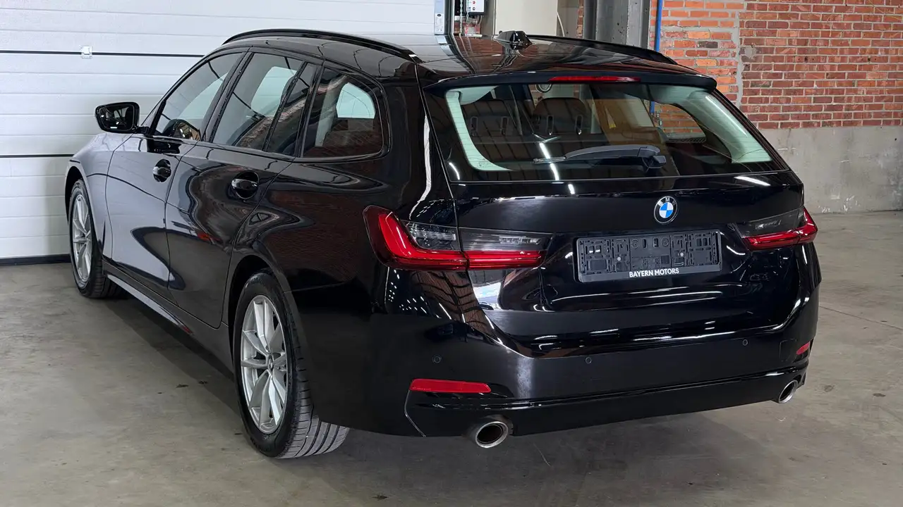 BMW 318 - 6