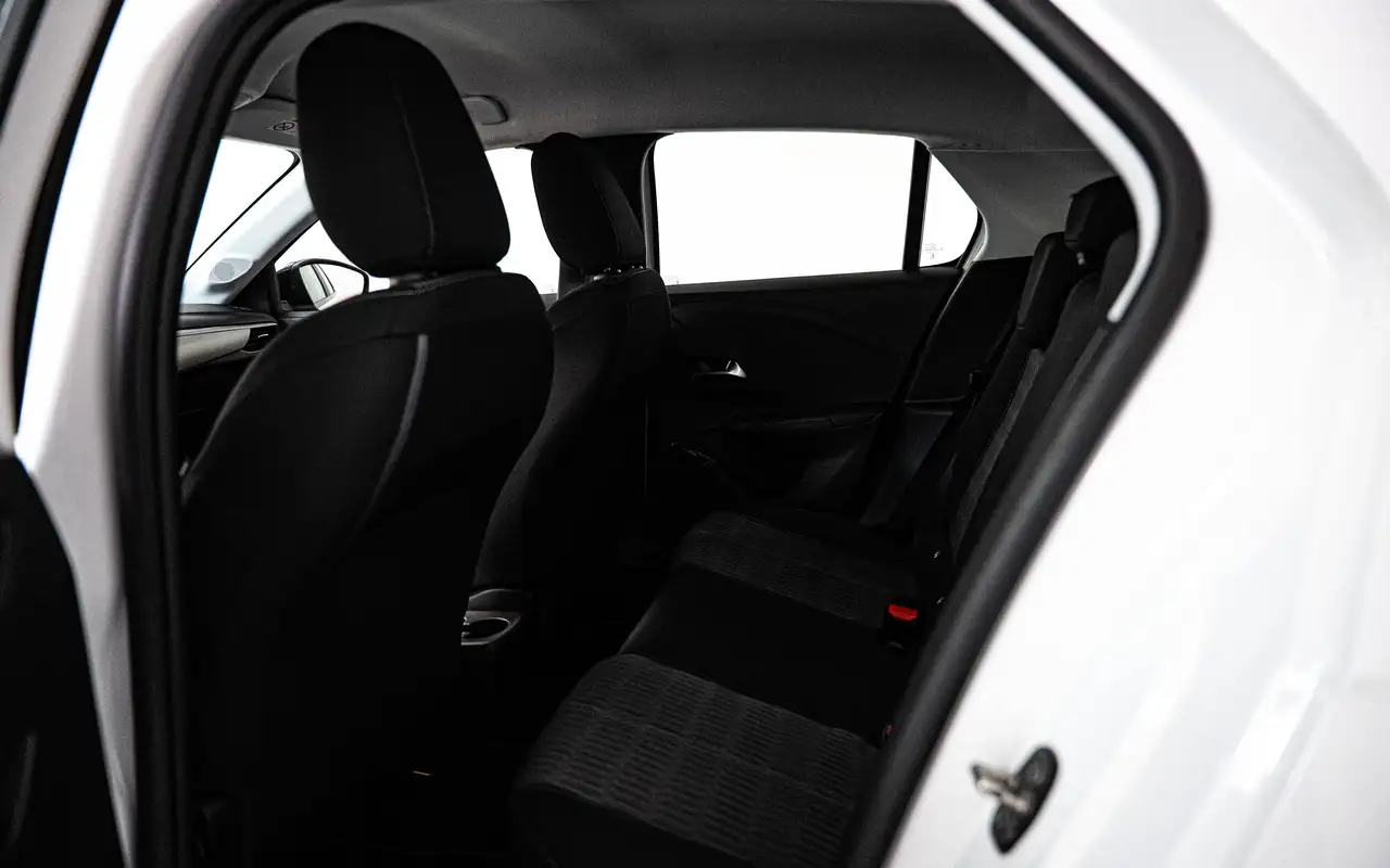 Opel Corsa - 8