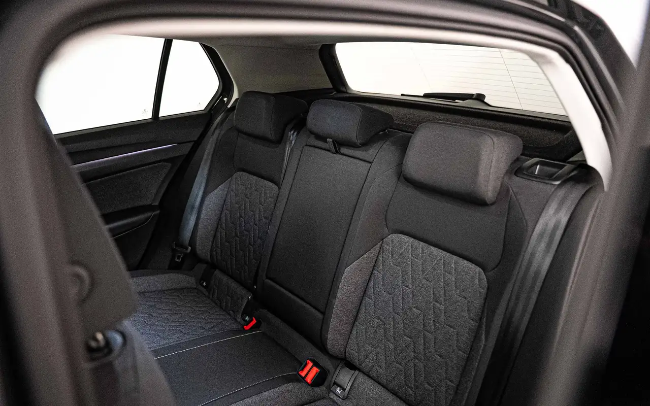 Volkswagen Golf - 7