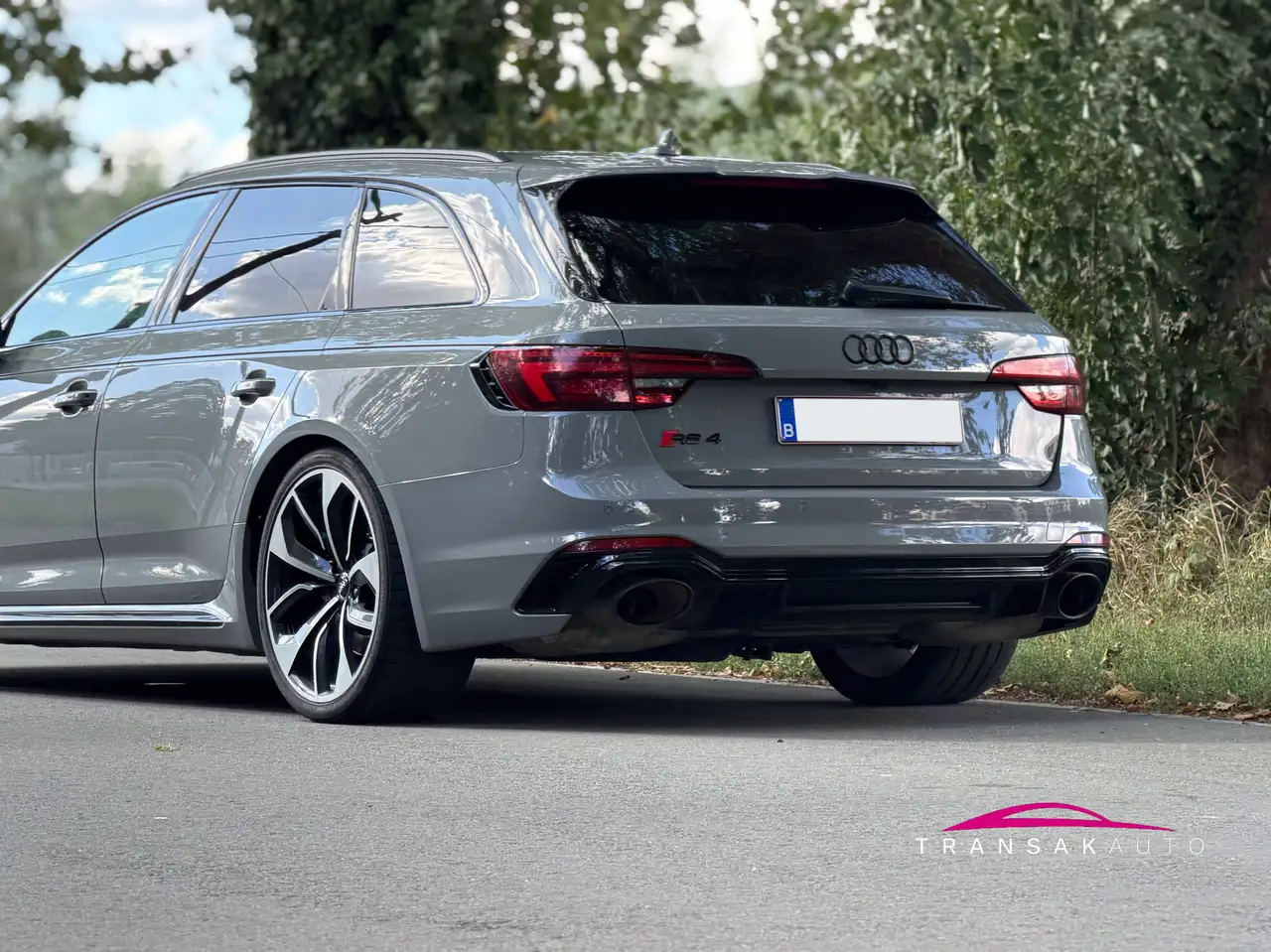Audi RS4 - 5