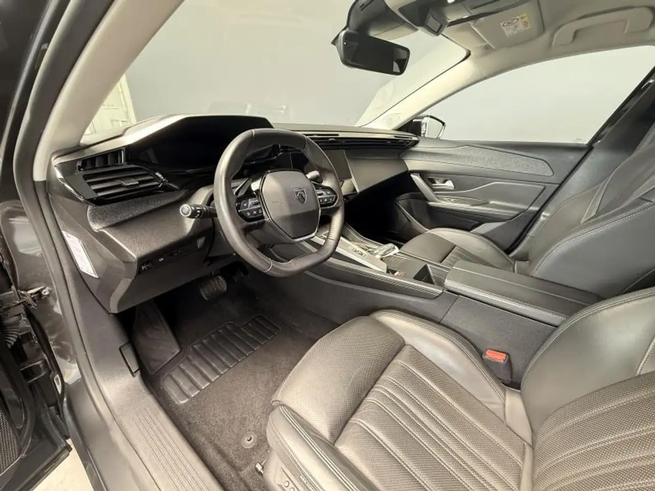 Peugeot 408 - 12