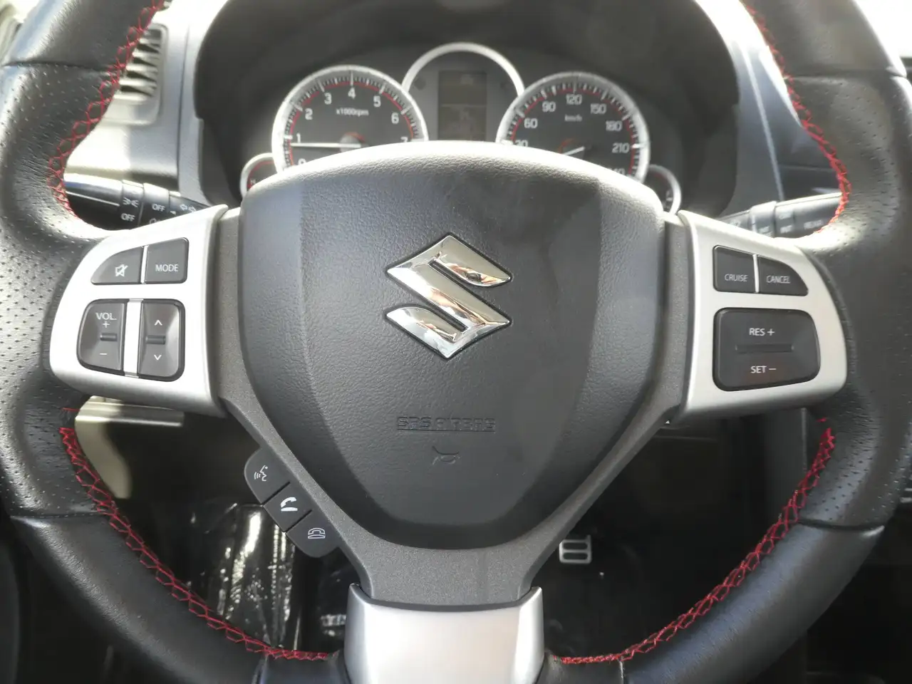 Suzuki Swift - 8