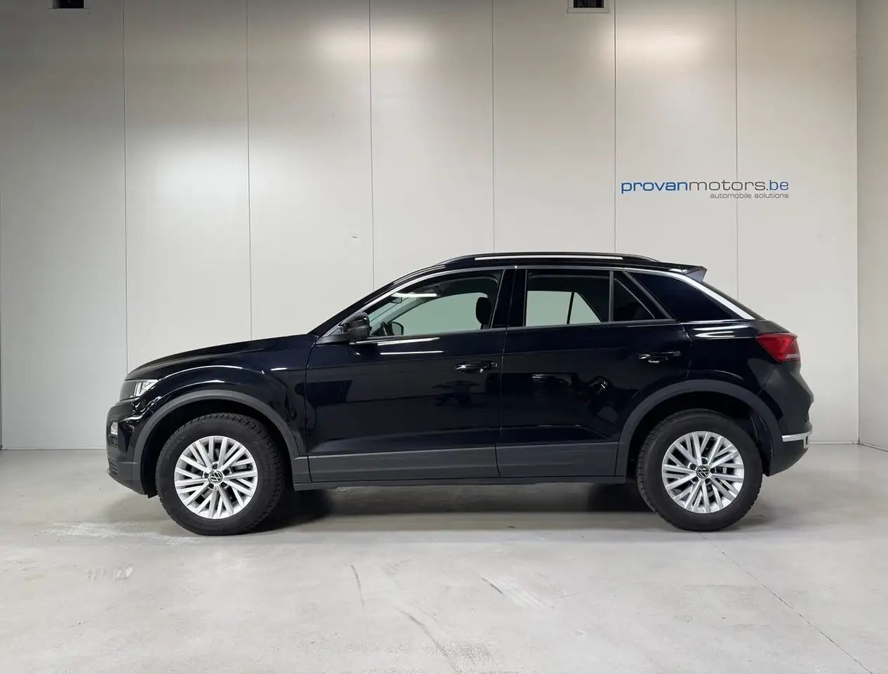 Volkswagen T-Roc - 8
