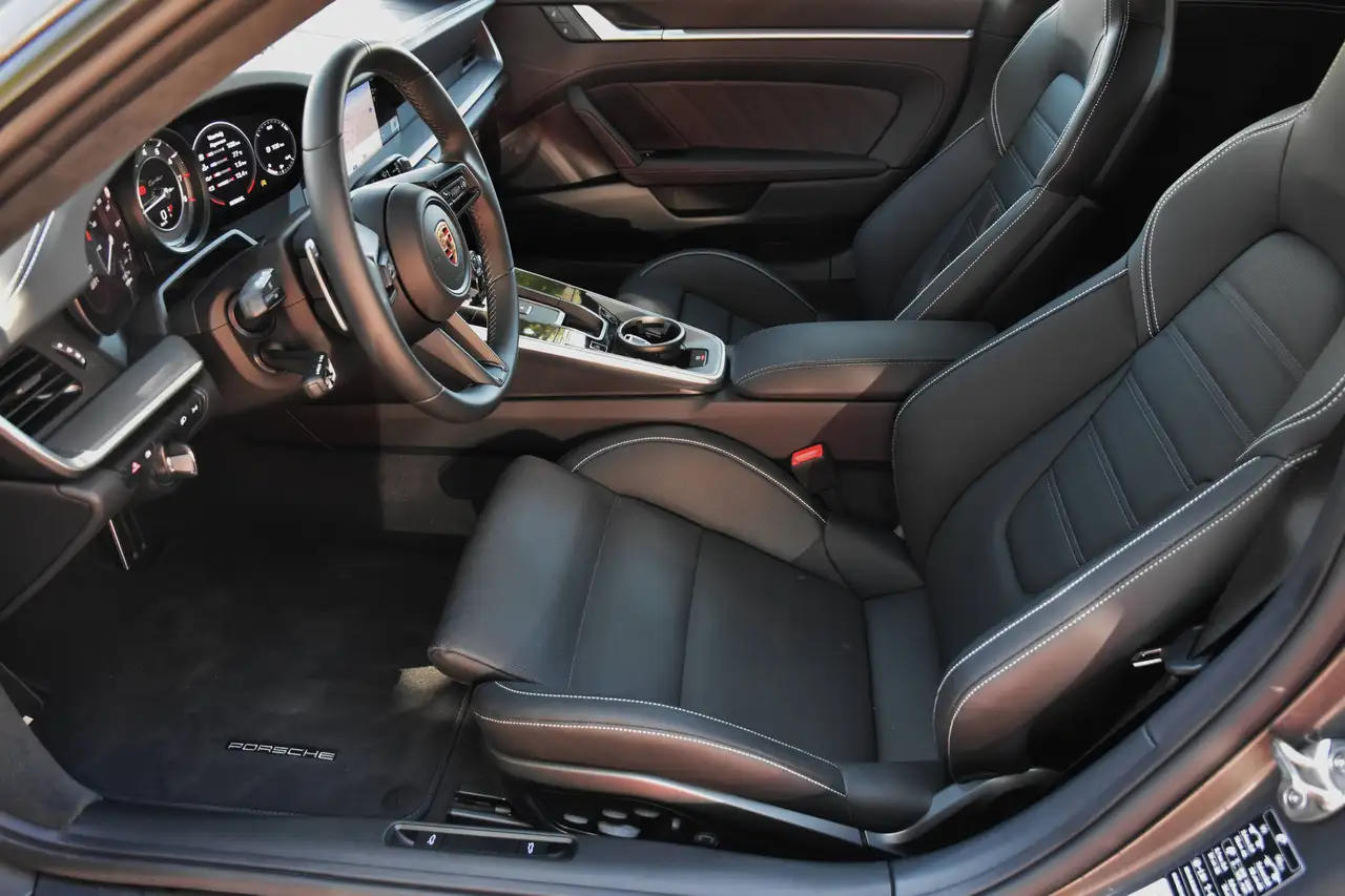 Porsche 992 - 5