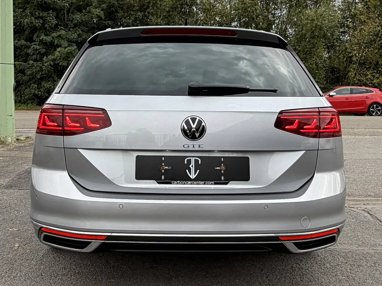 Volkswagen Passat - 12