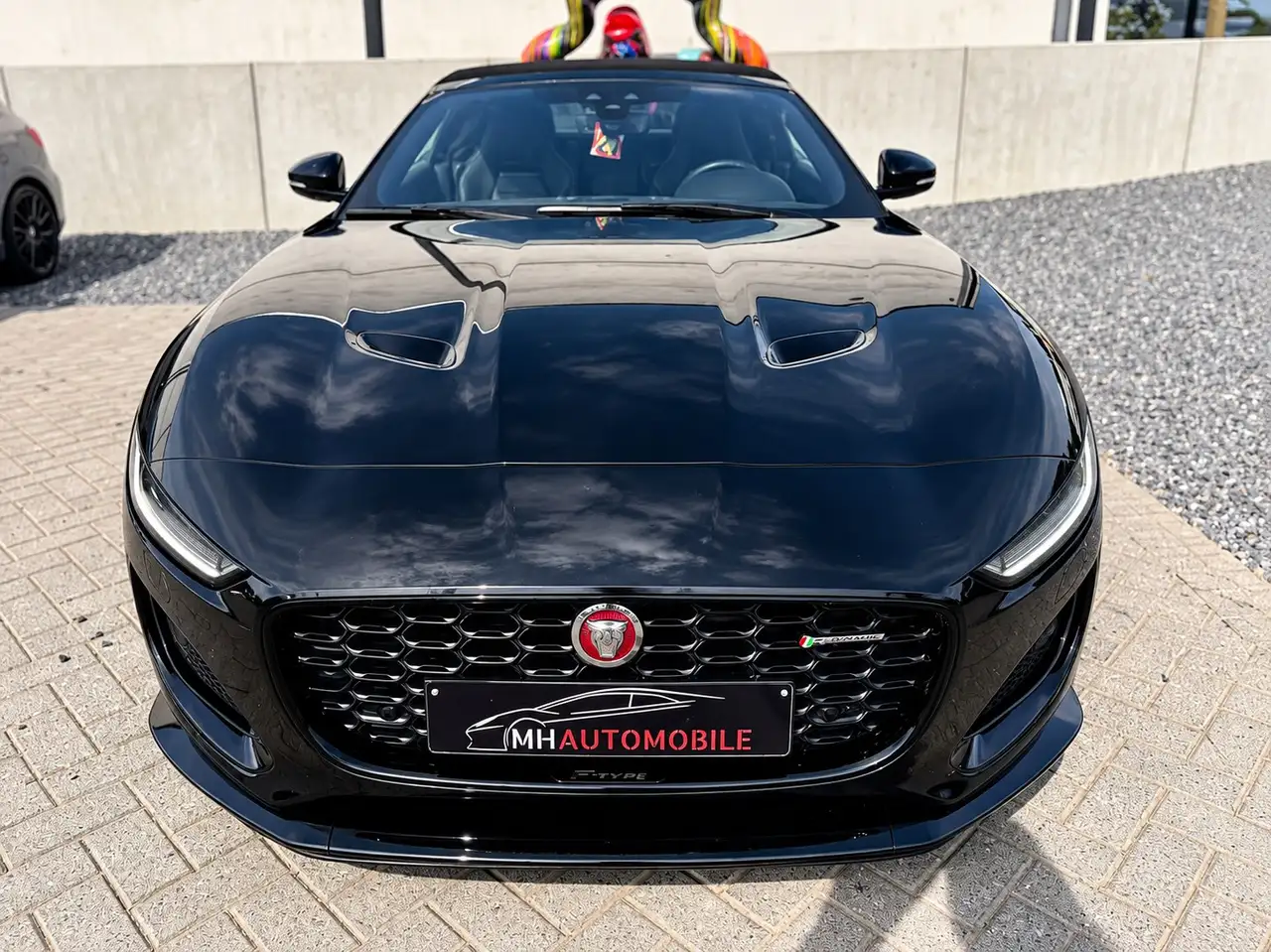 Jaguar F-Type - 4