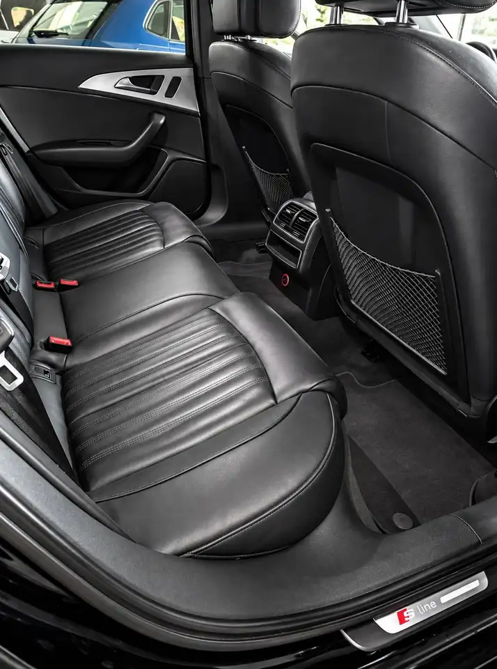 Audi A6 - 12