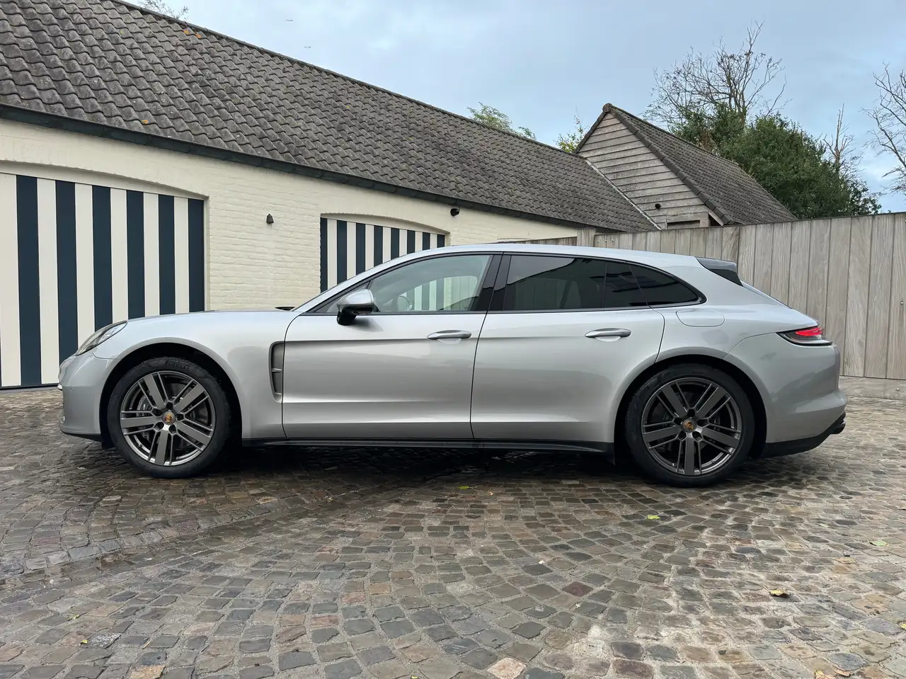 Porsche Panamera - 3