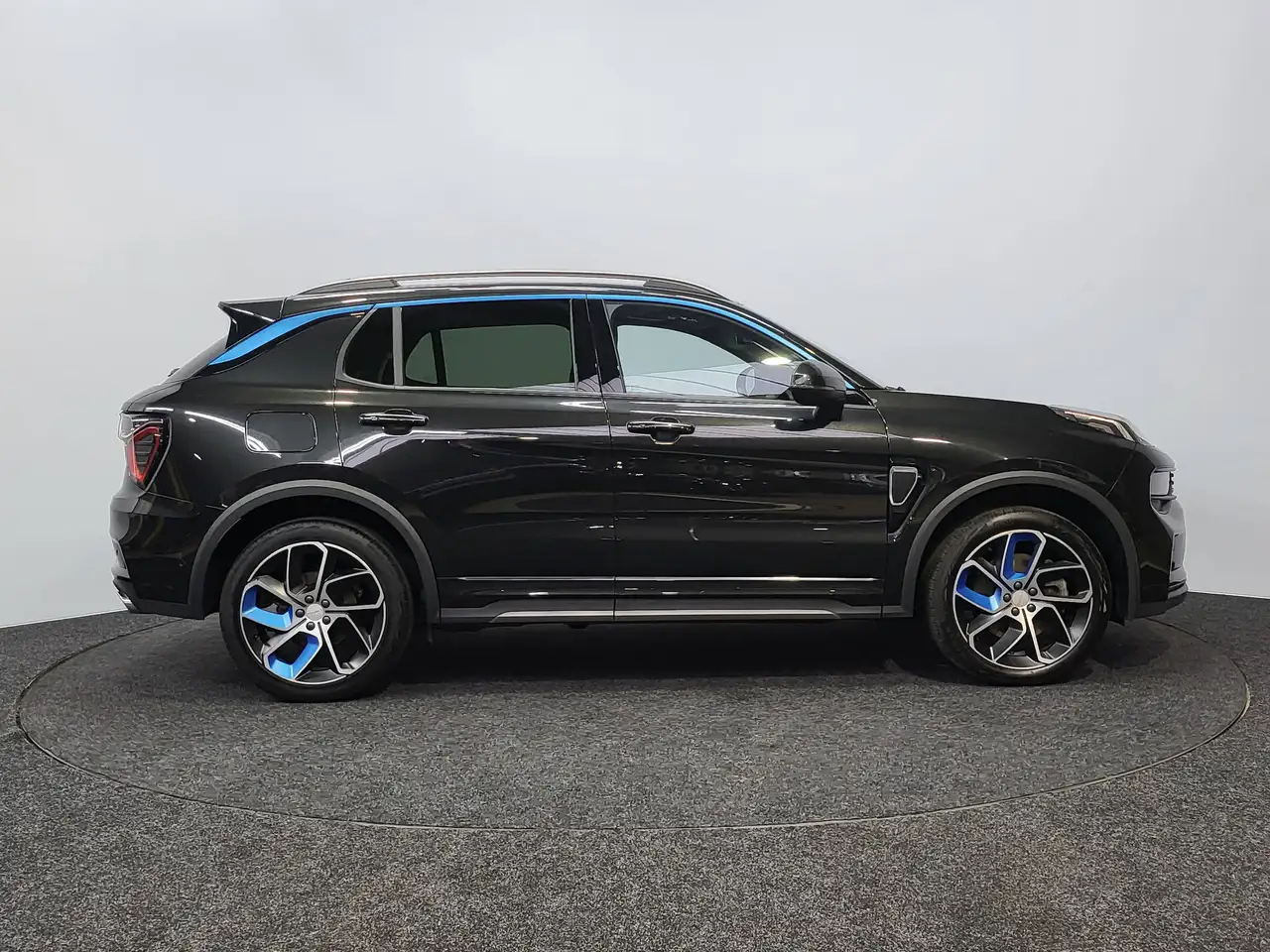 Lynk & Co 01 - 7
