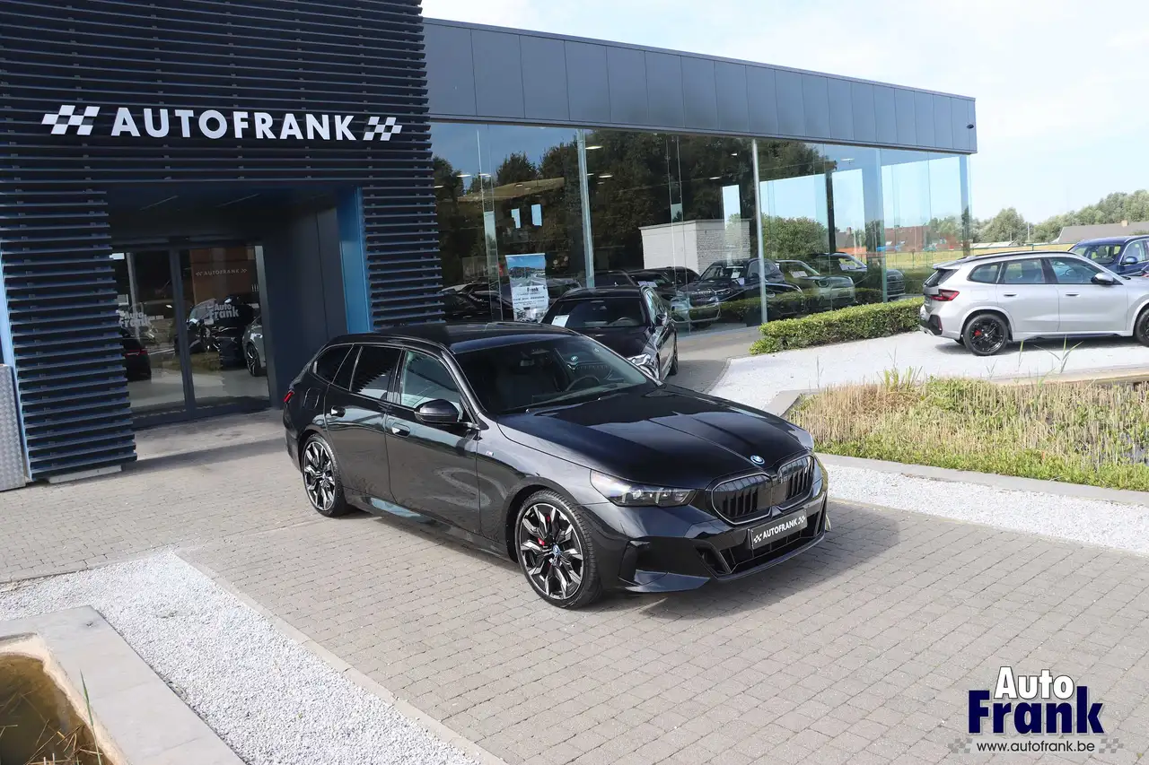 BMW i5 - 10