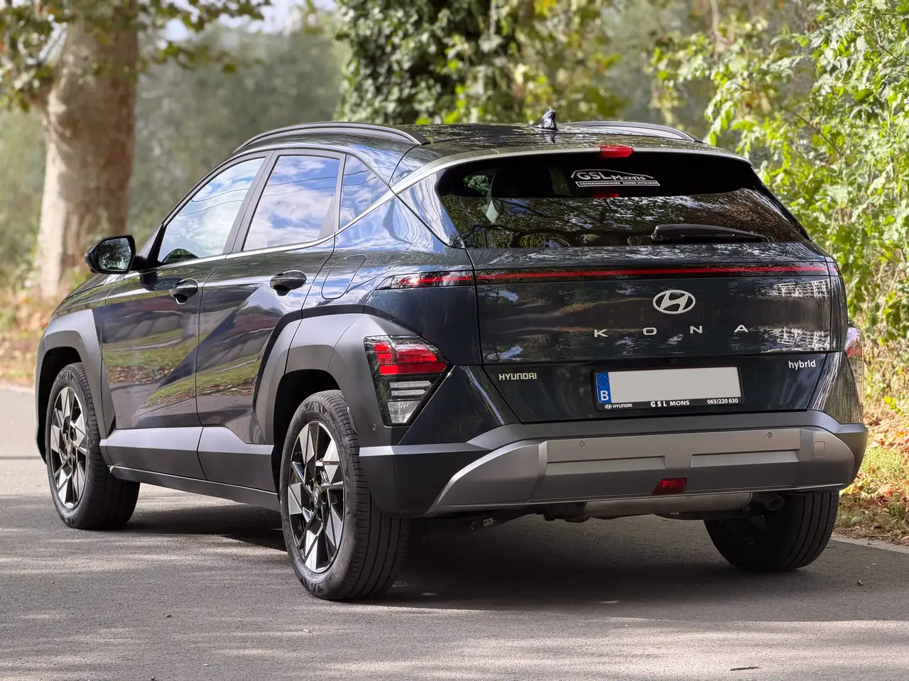 Hyundai KONA - 8