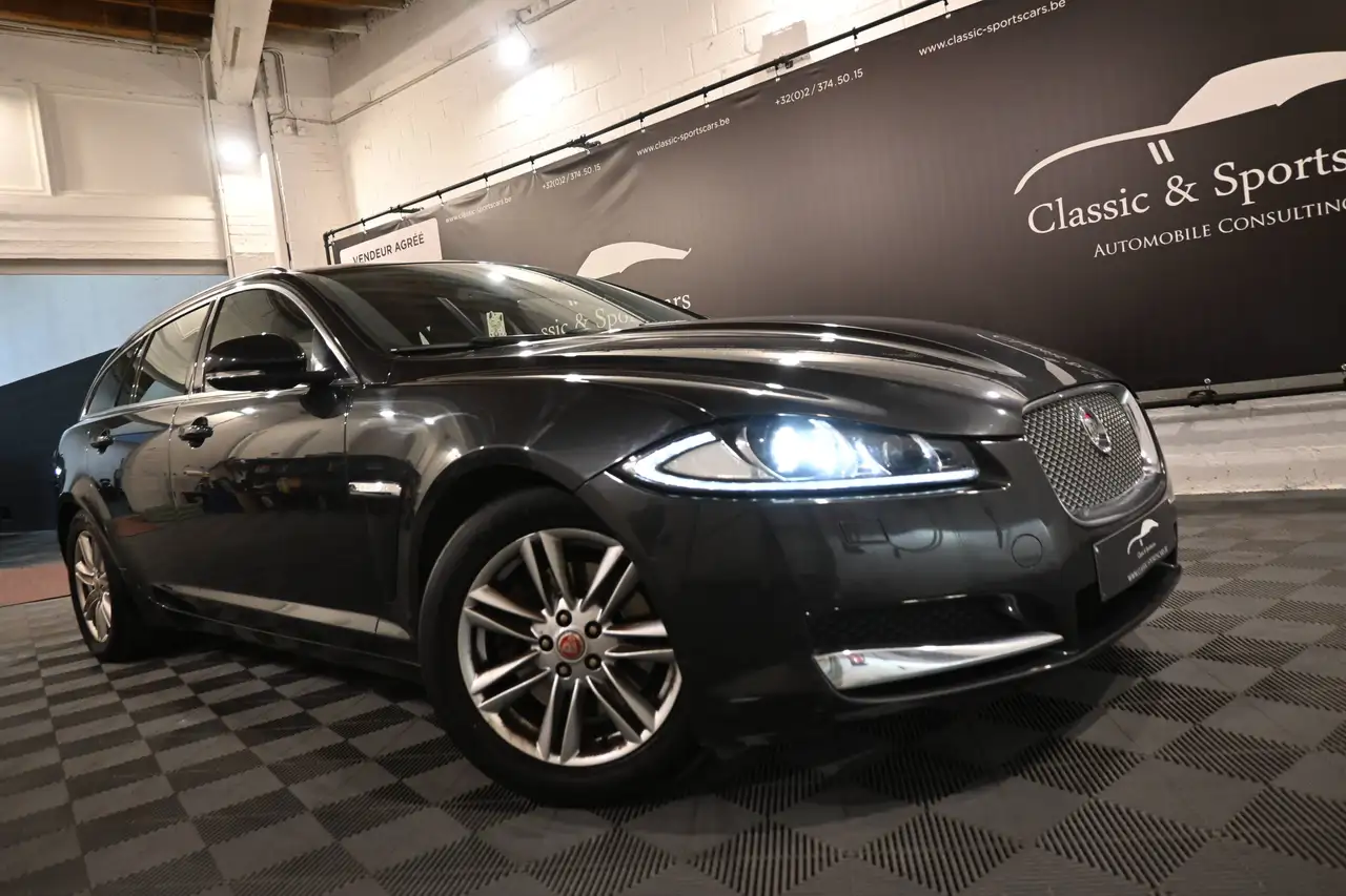 Jaguar XF - 2