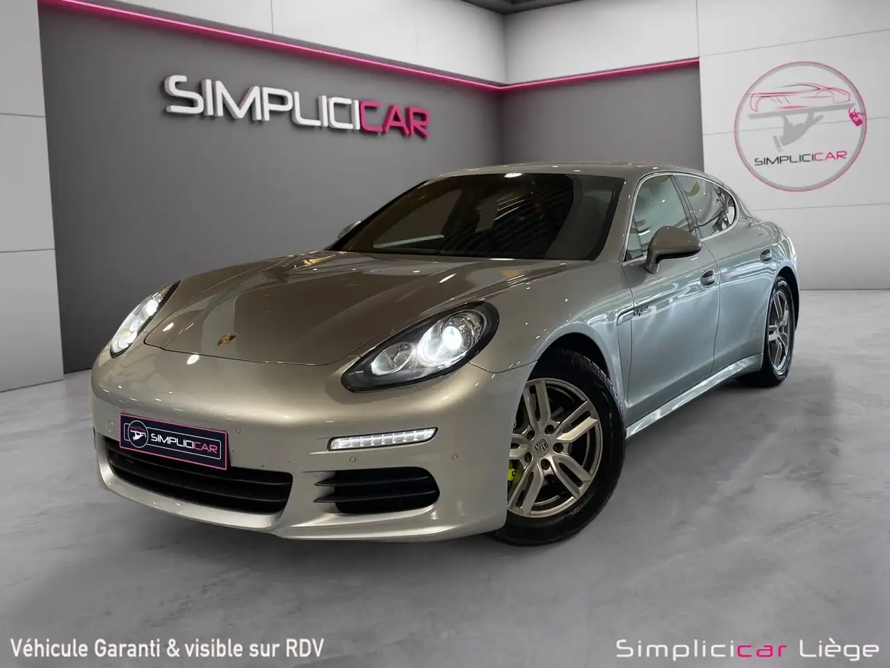 Porsche Panamera - 3
