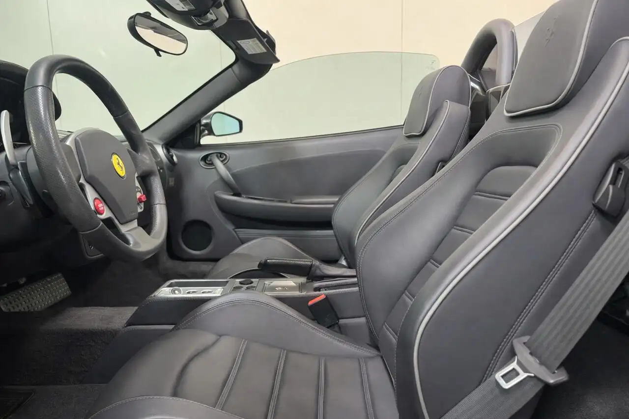 Ferrari F430 - 9