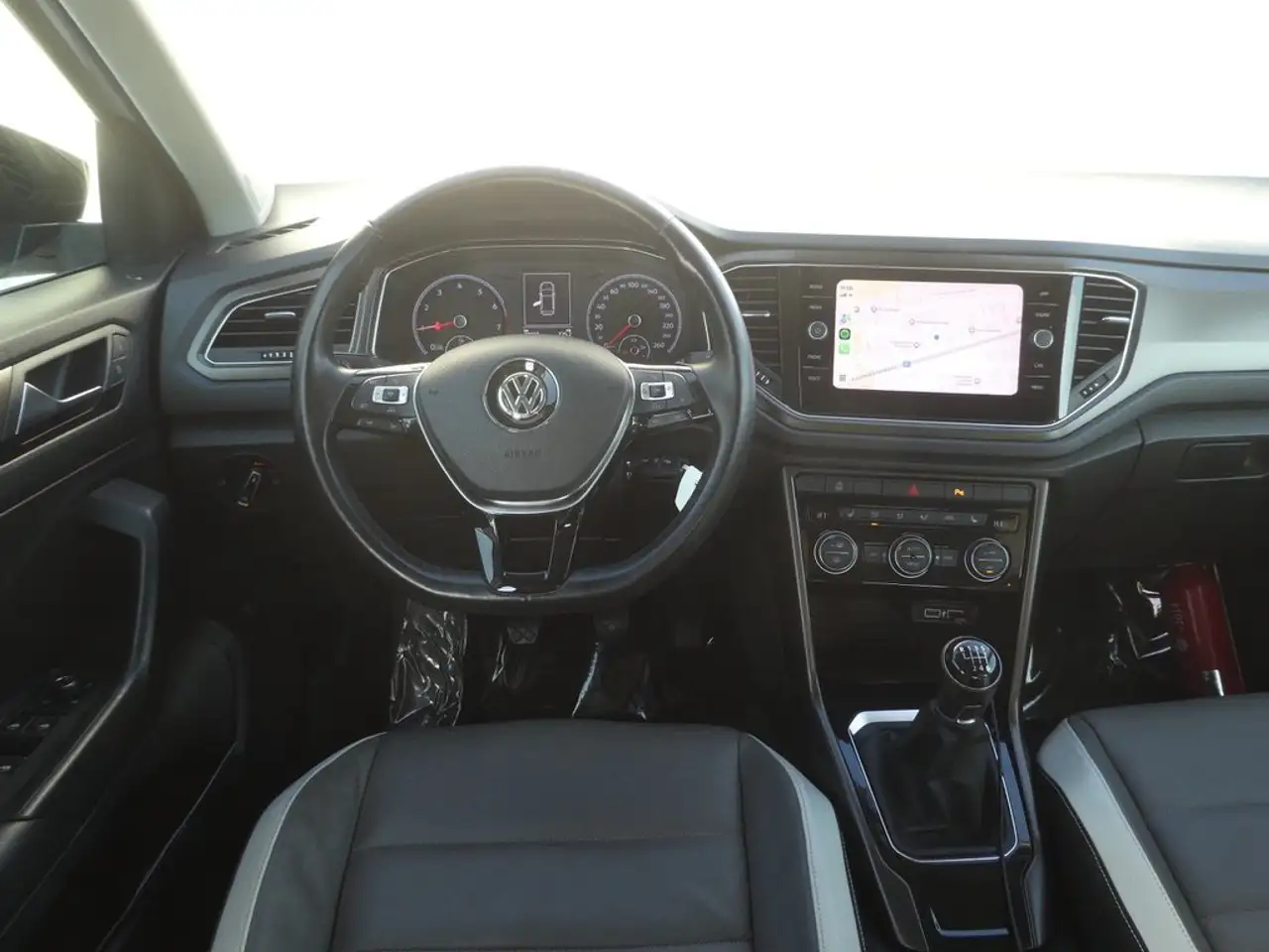 Volkswagen T-Roc - 7
