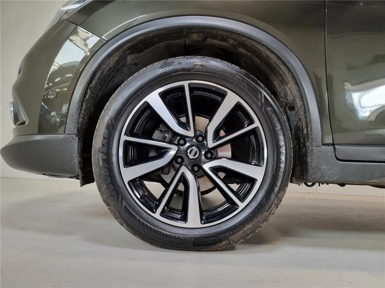 Nissan X-Trail - 7