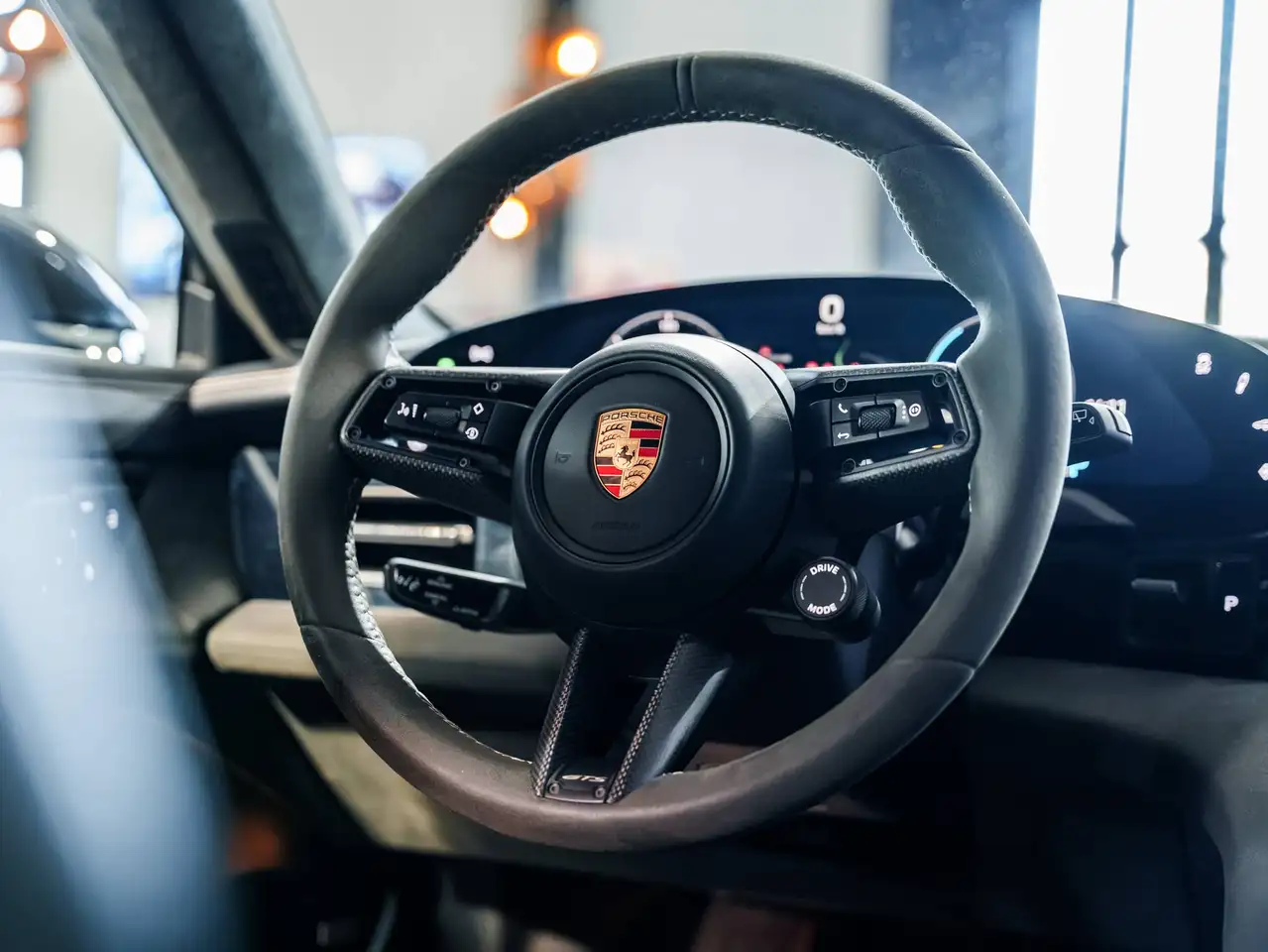 Porsche Taycan - 9