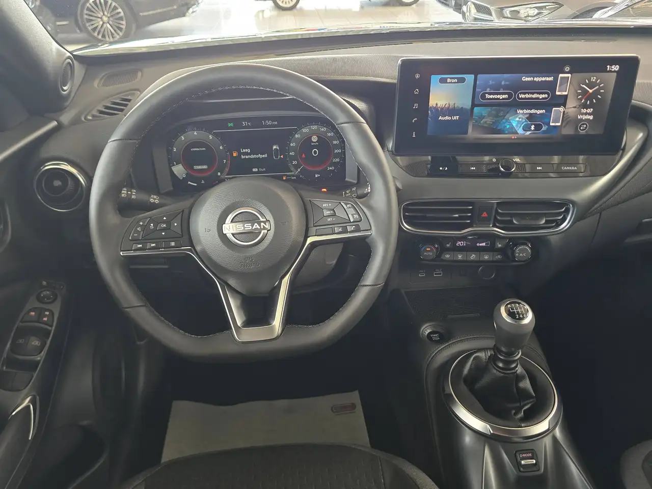 Nissan Juke - 12