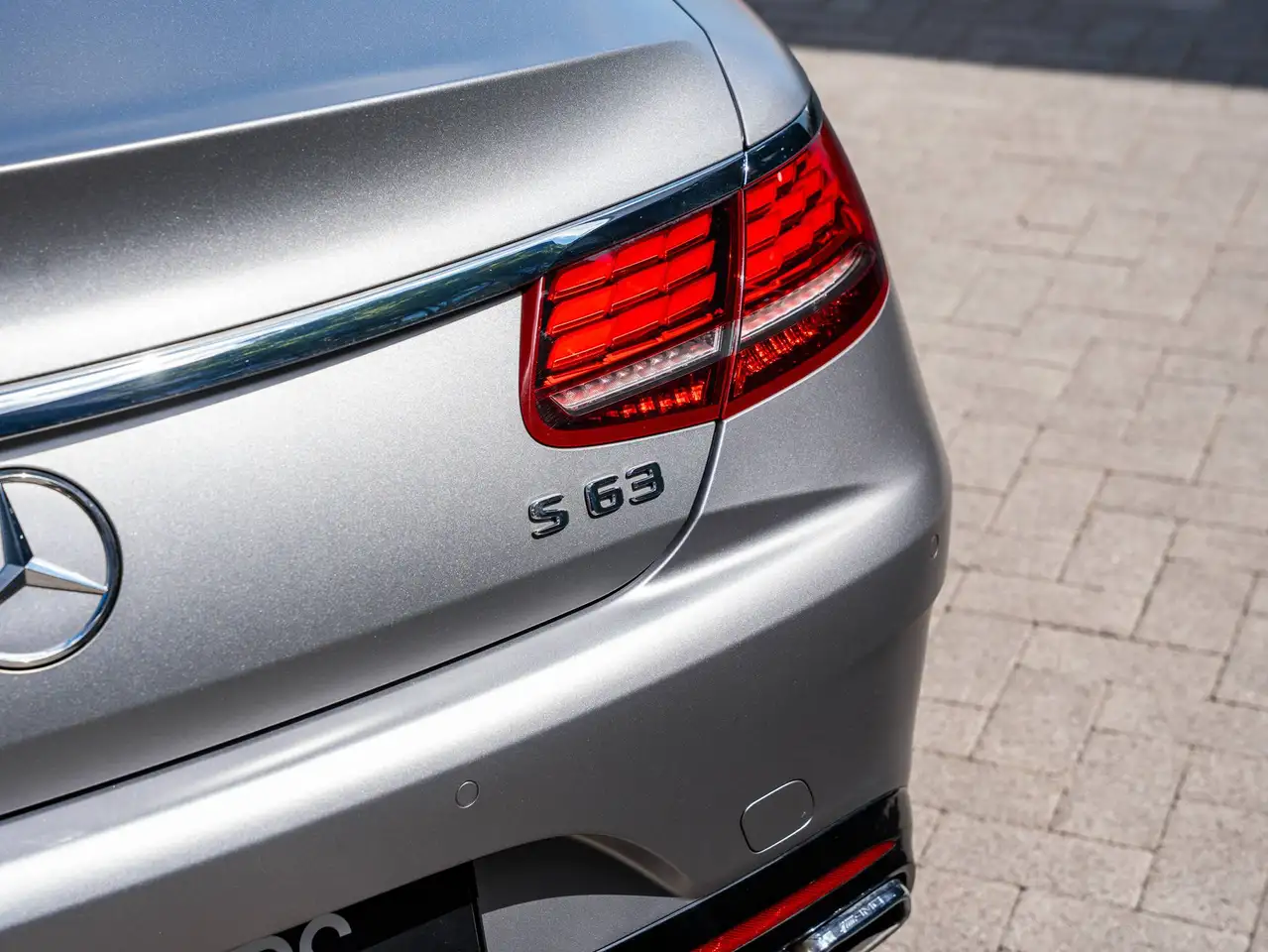 Mercedes-Benz S 63 AMG - 8