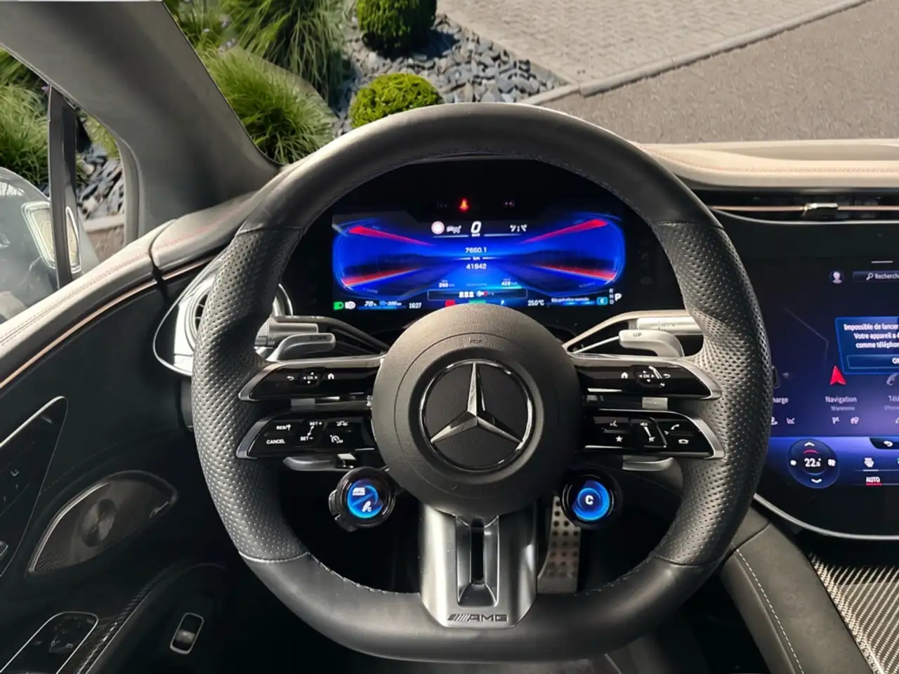 Mercedes-Benz EQS - 12