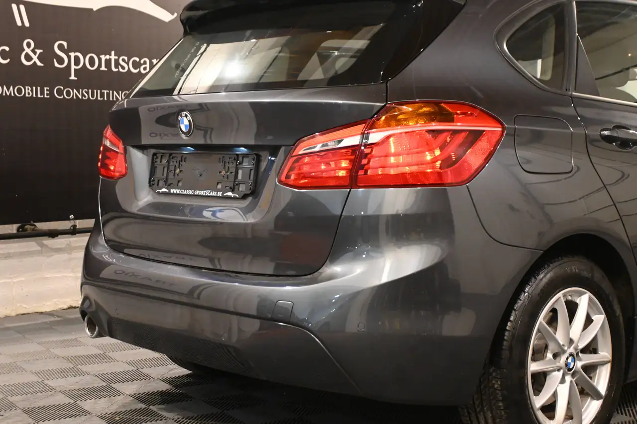 BMW 216 - 6
