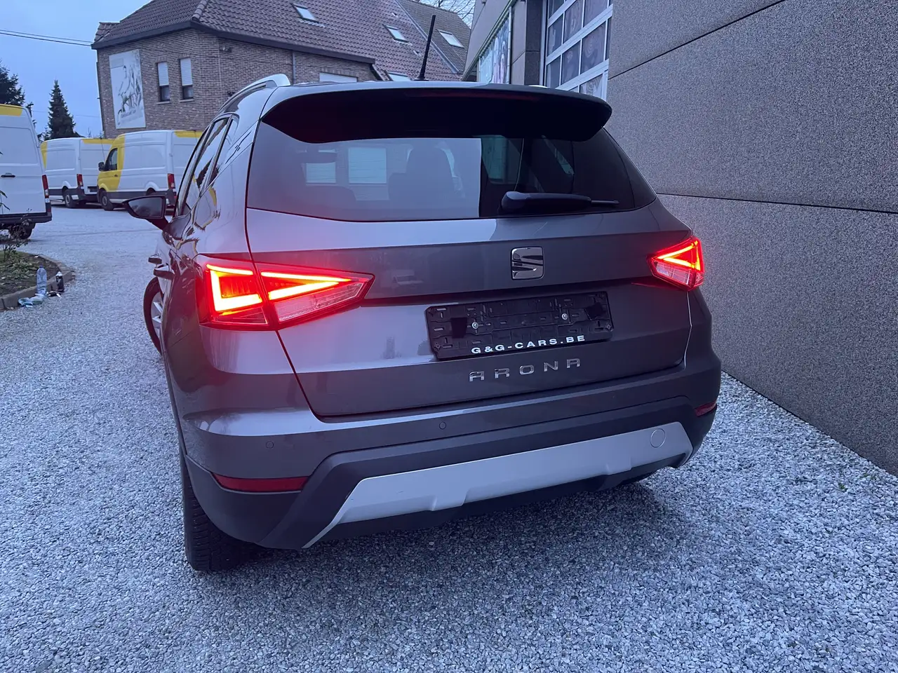 SEAT Arona - 5
