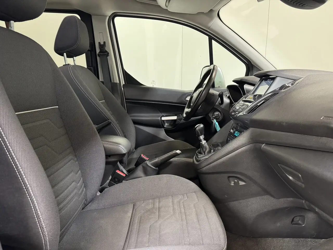 Ford Tourneo - 2