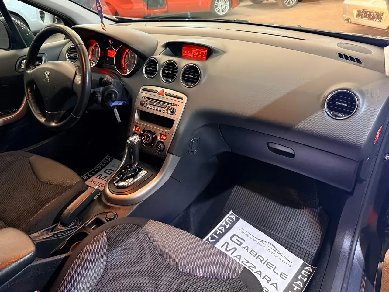 Peugeot 308 - 11
