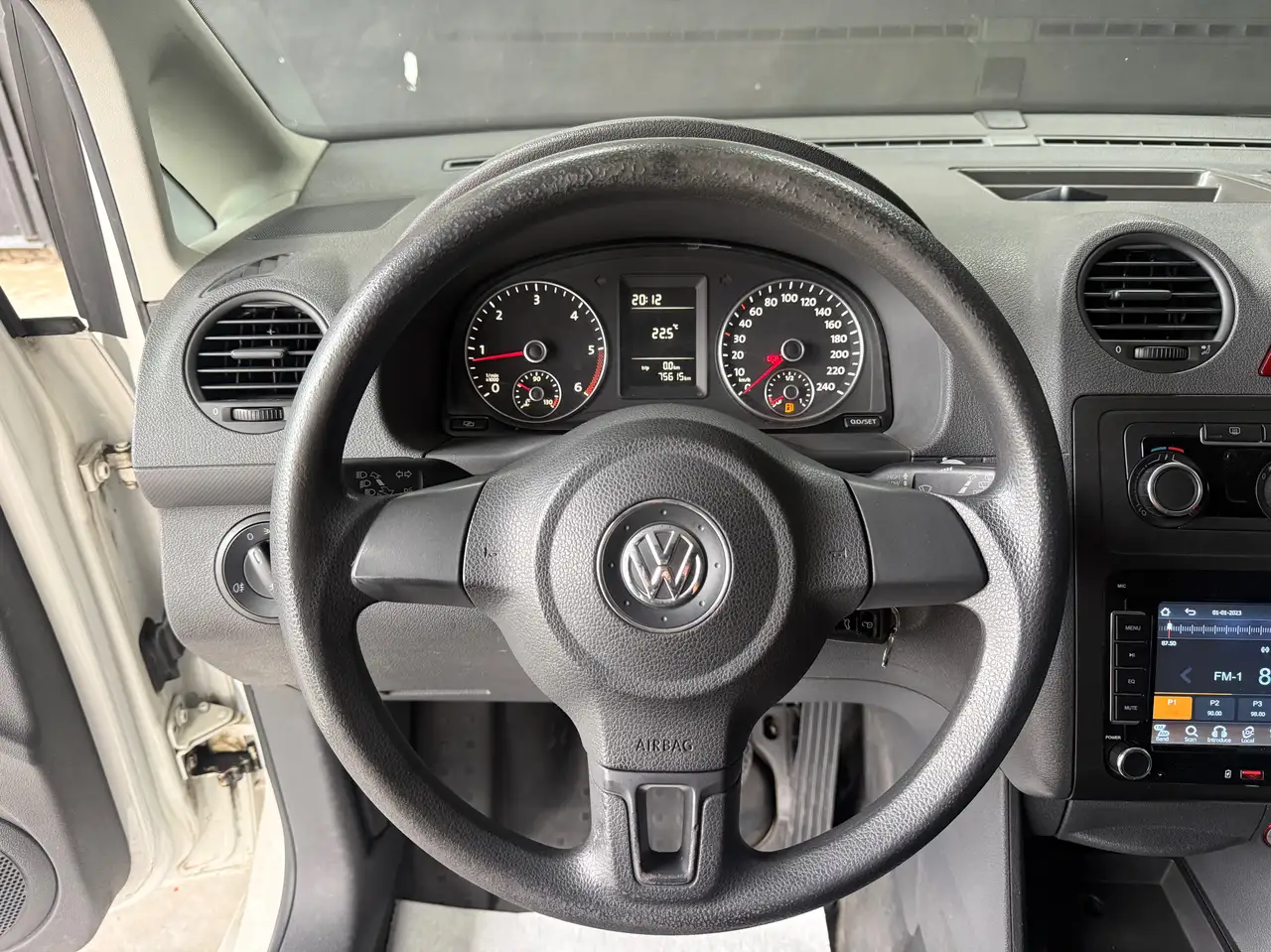 Volkswagen Caddy - 12