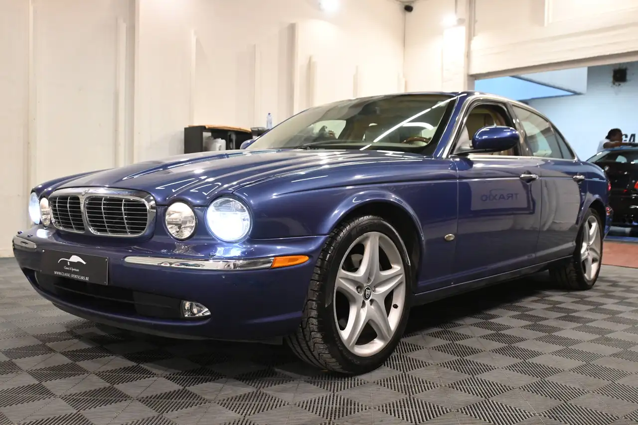 Jaguar XJ - 5
