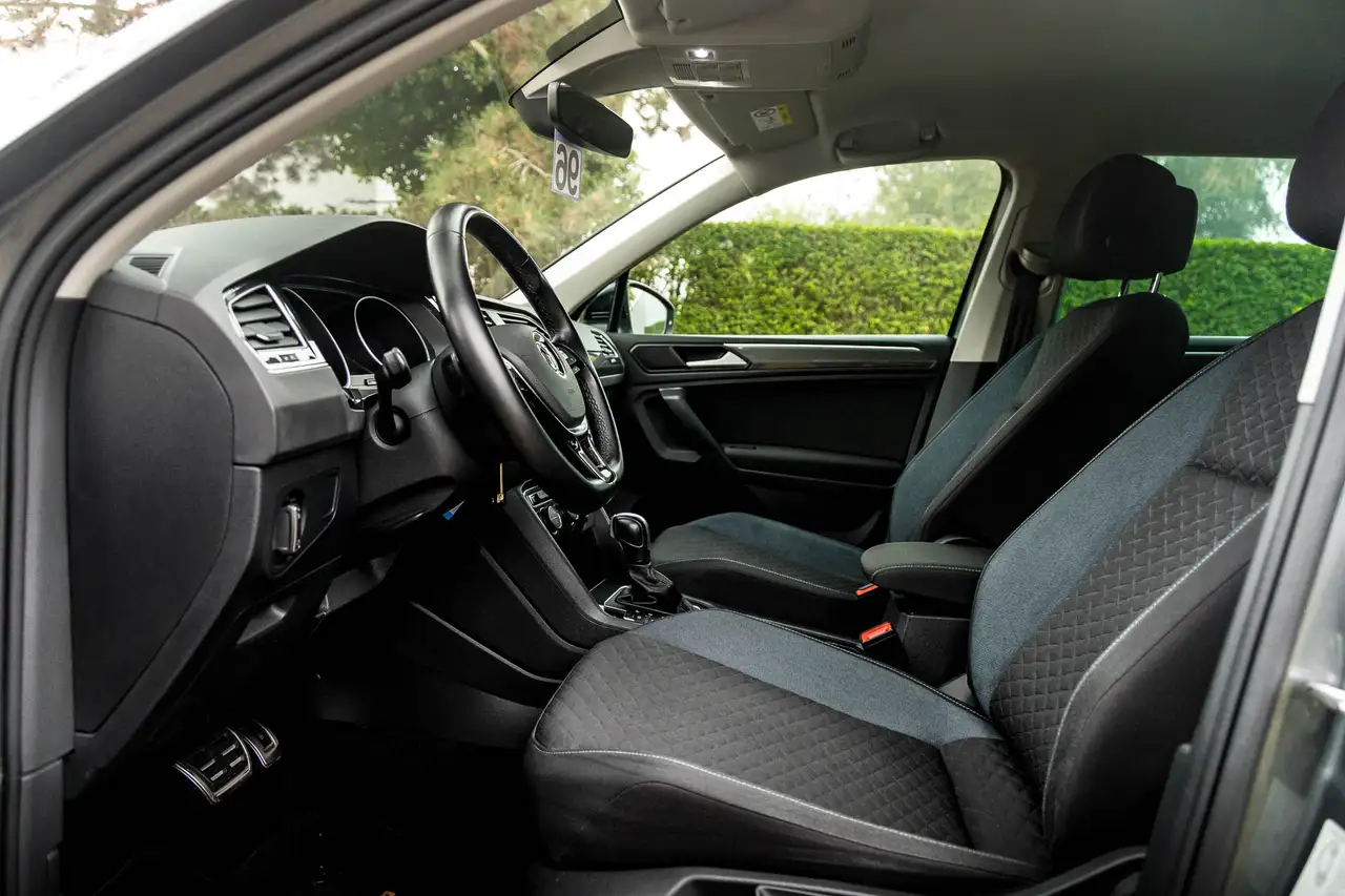 Volkswagen Tiguan - 5