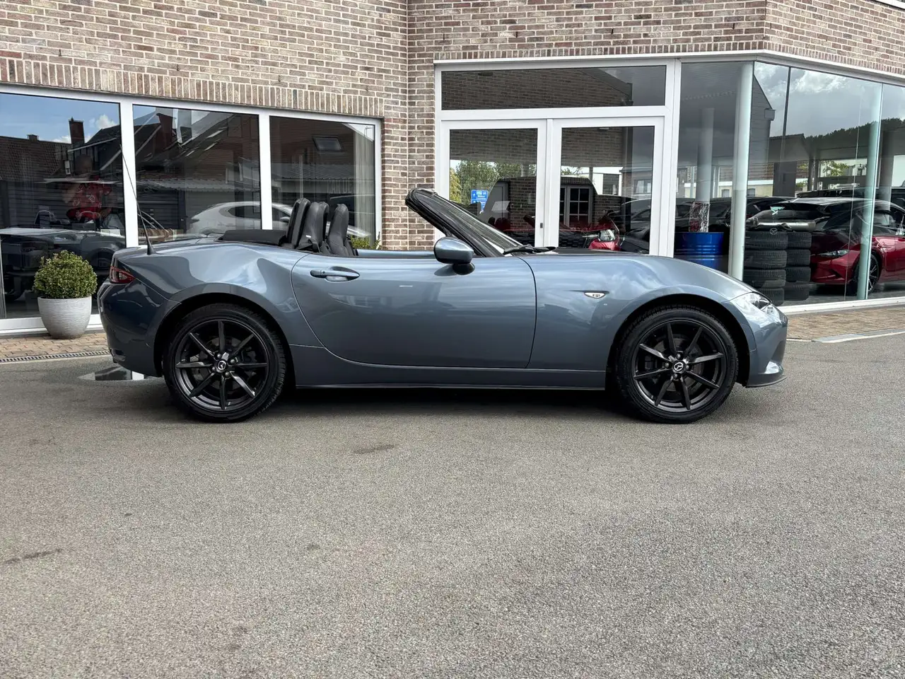 Mazda MX-5 - 6