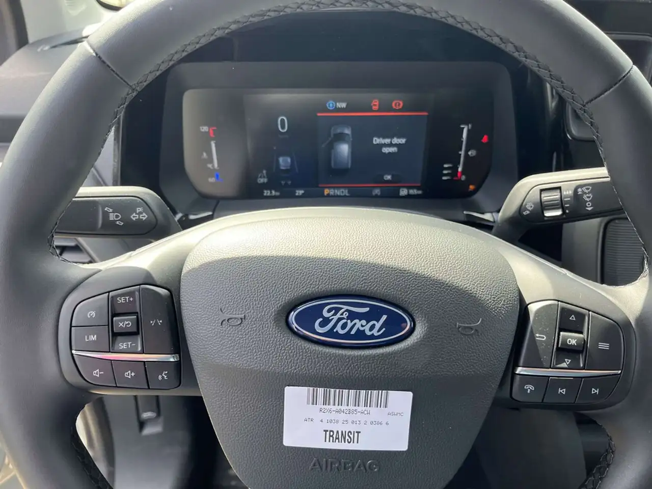 Ford Transit Courier - 10