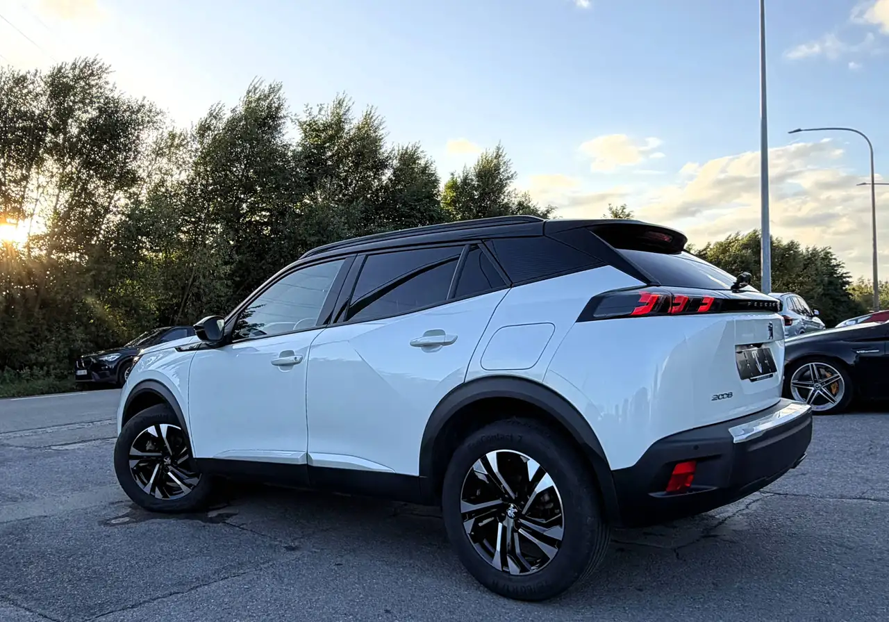 Peugeot 2008 - 5