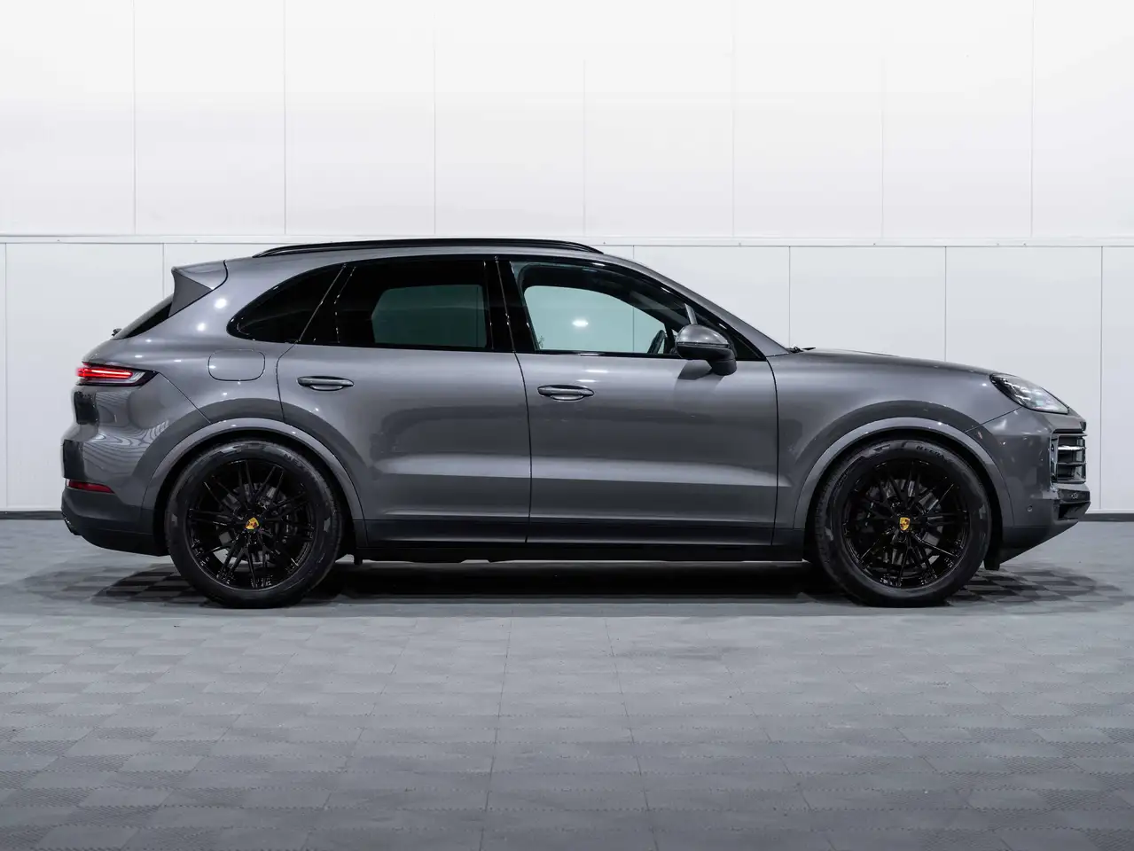 Porsche Cayenne - 7