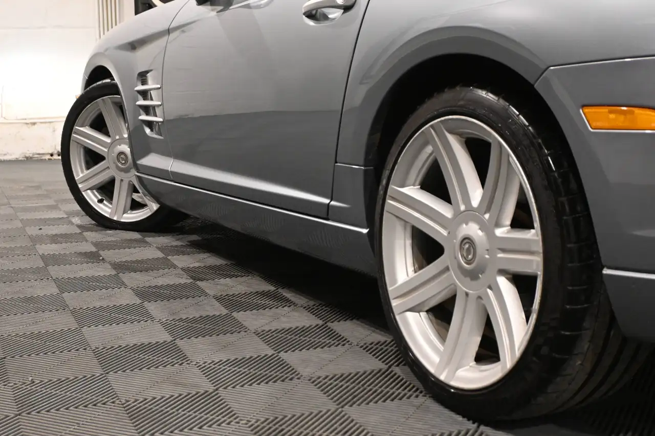 Chrysler Crossfire - 11