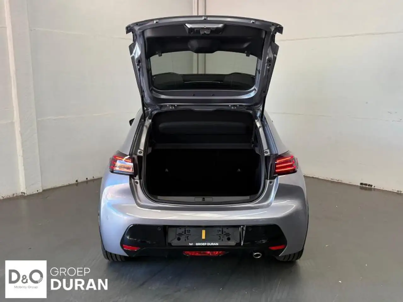 Peugeot 208 - 6