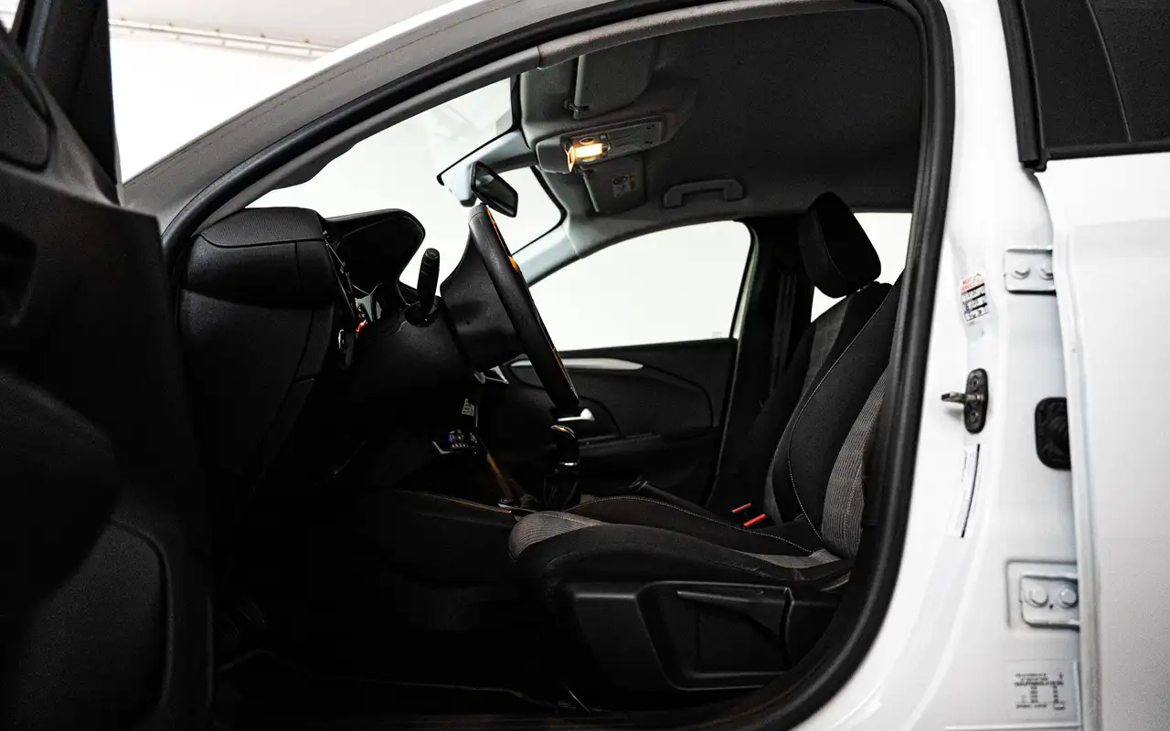 Opel Corsa - 12