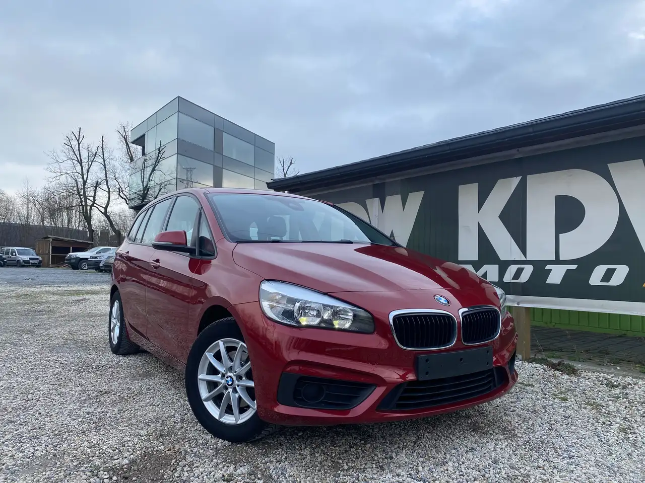 BMW 216