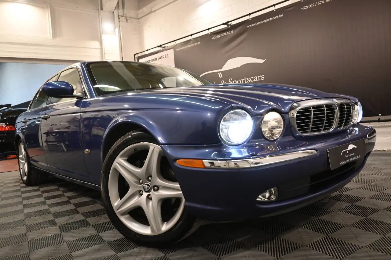 Jaguar XJ6 - 2