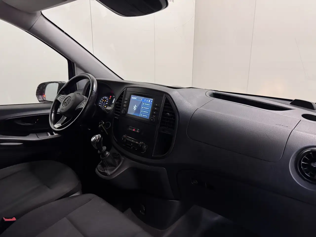 Mercedes-Benz Vito - 11