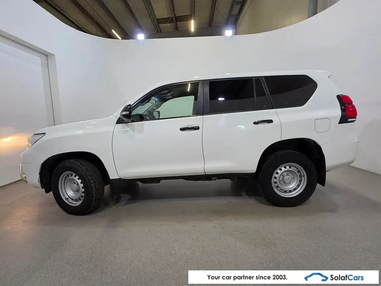 Toyota Land Cruiser - 2