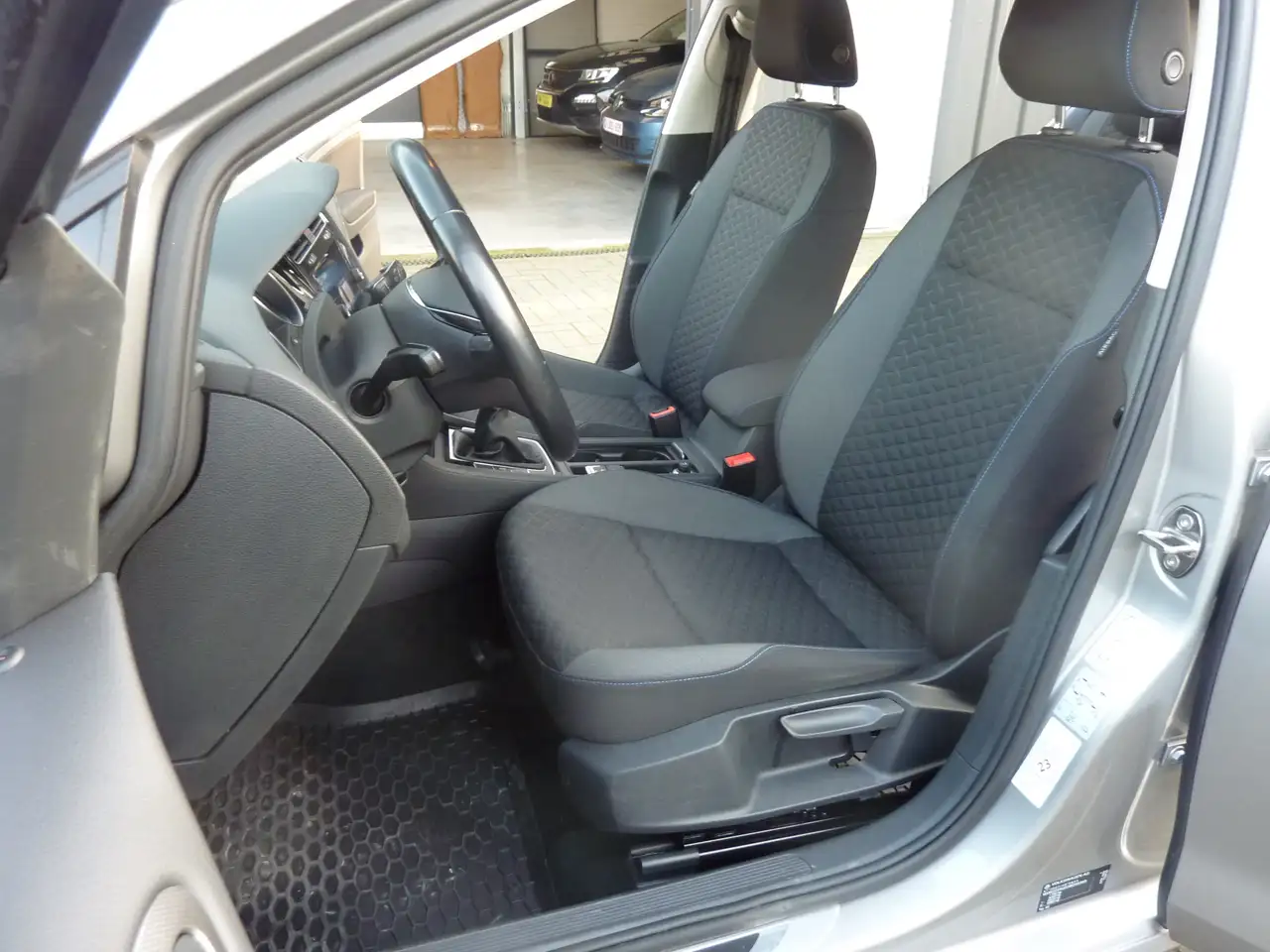 Volkswagen Golf - 7