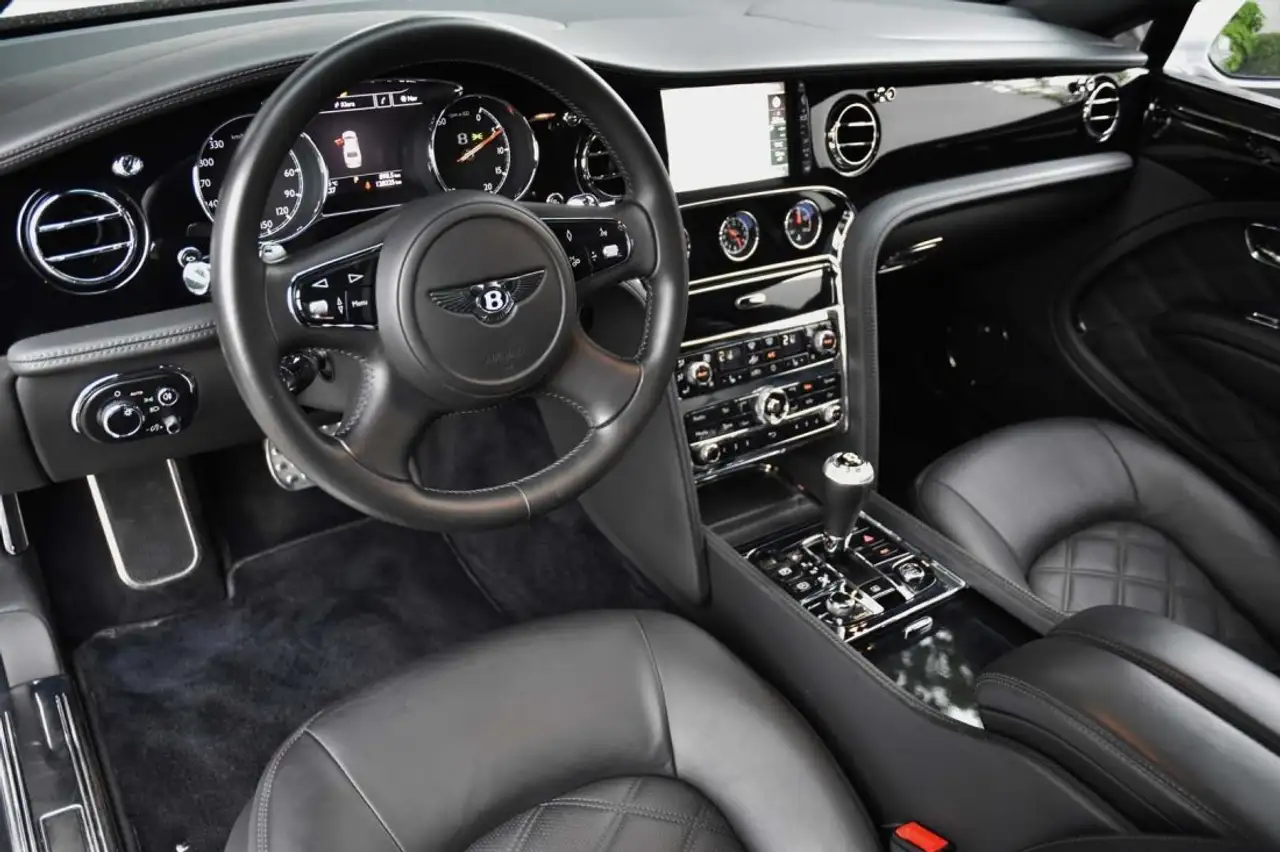 Bentley Mulsanne - 11