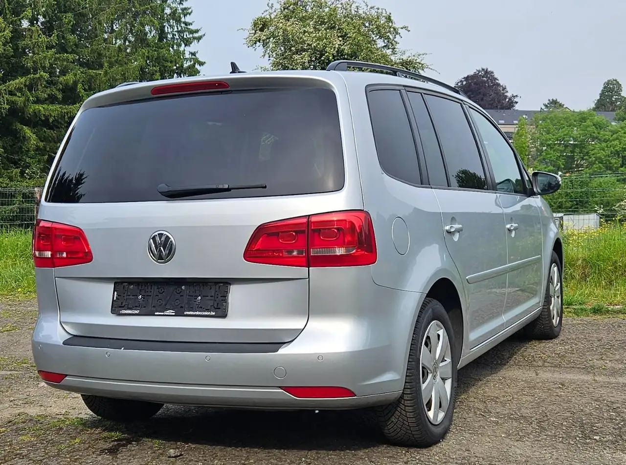 Volkswagen Touran - 2