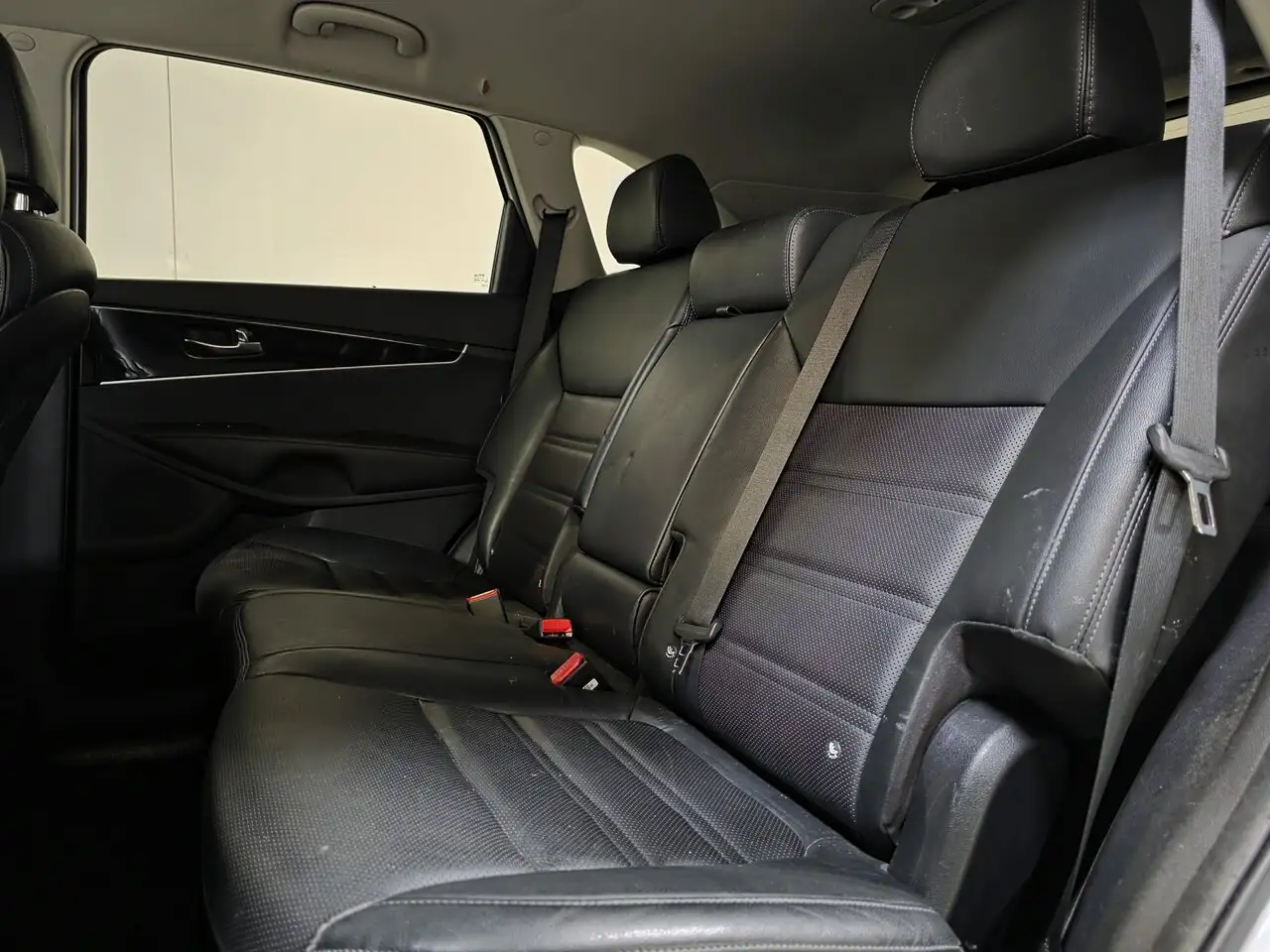 Kia Sorento - 10