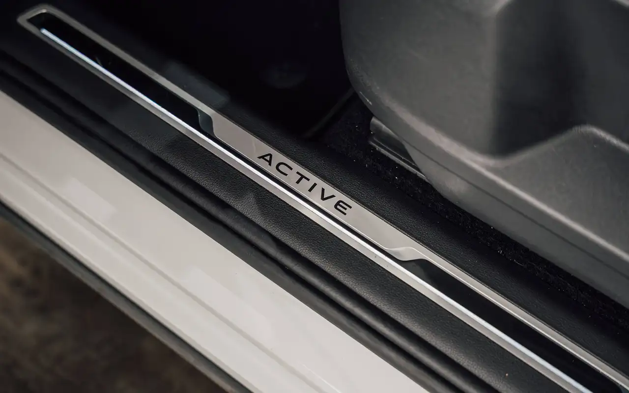Volkswagen Tiguan - 12