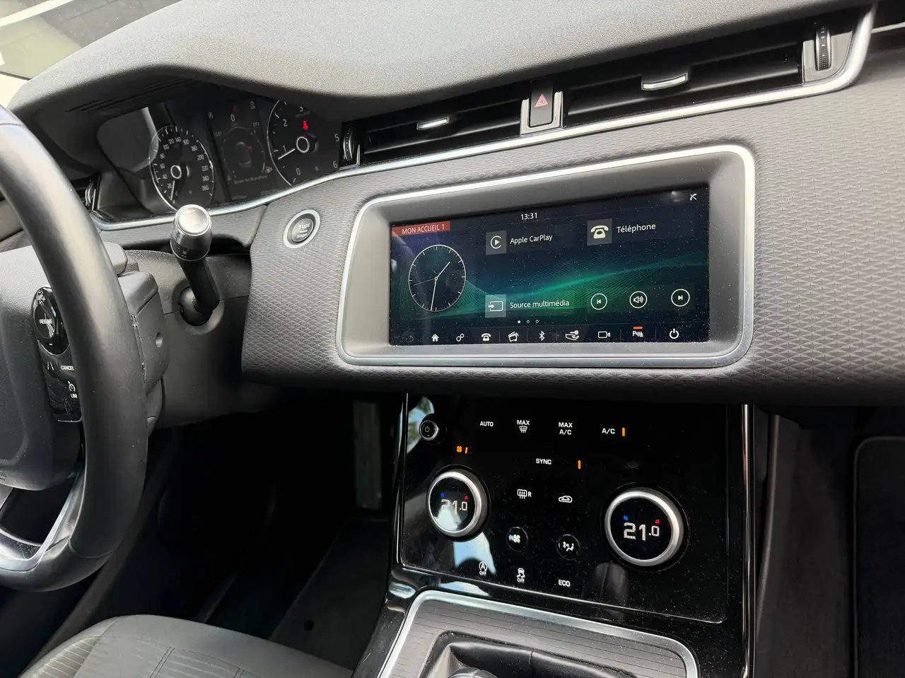 Land Rover Range Rover Evoque - 11