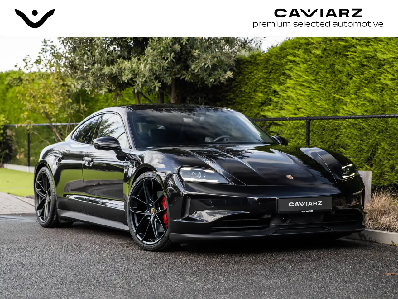 Porsche Taycan - 1